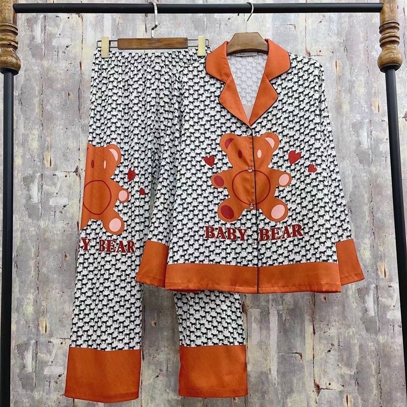 BỘ PIJAMA LỤA XƯỚC CAO CẤP MULISI GẤU KISS