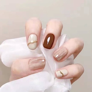 Nailbox móng úp dán sang trọng