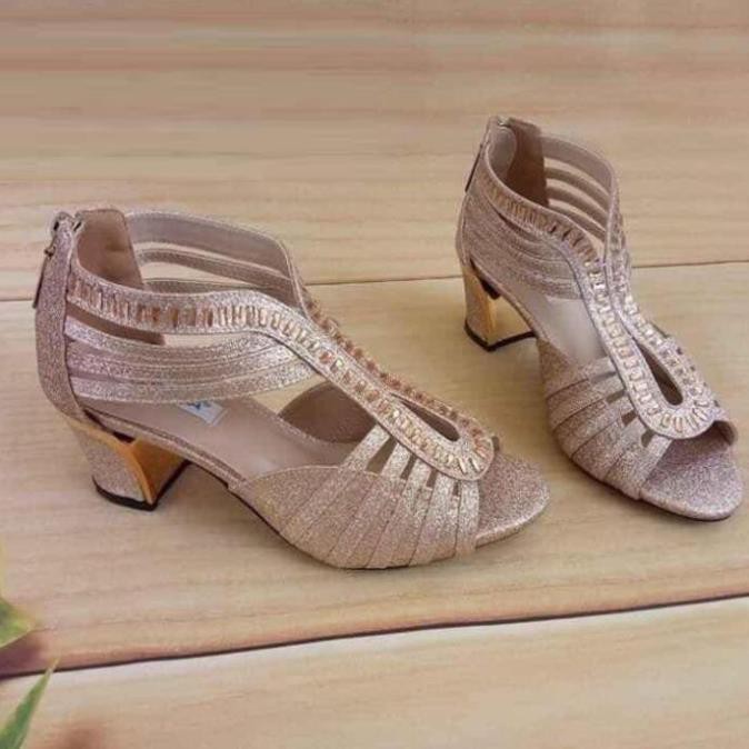 Giày sandal nữ cao gót đế cao 5 phân hàng hiệu rosata màu vàng ro172 -h91