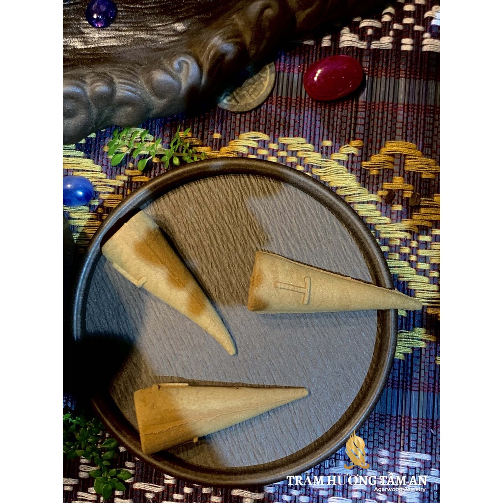 NHANG NỤ TRẦM HƯƠNG CAO CẤP - 100% Trầm Hương Tự Nhiên - Hộp 40 nụ | BigBuy360 - bigbuy360.vn