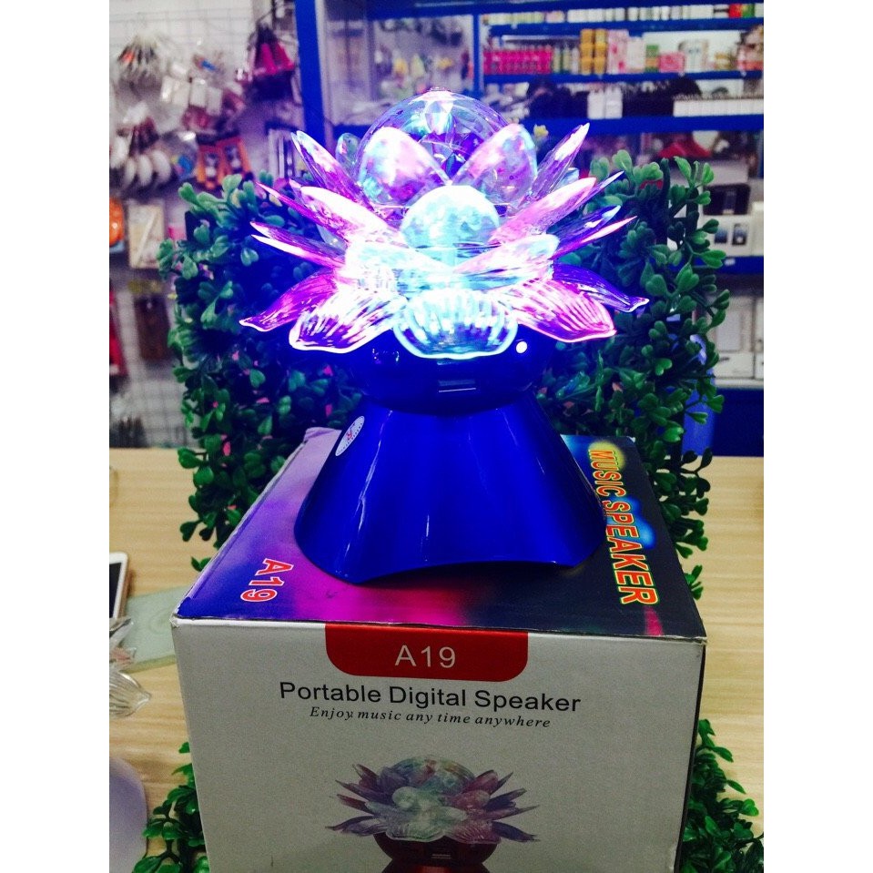 Loa bluetooth hoa sen xoay có đèn led cực đẹp