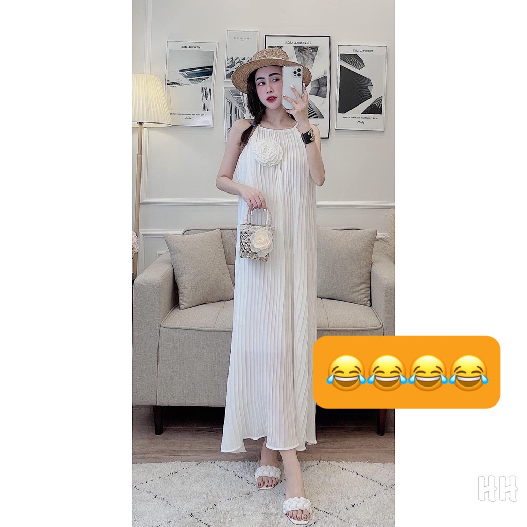 Maxi Yếm Hoa Cài Dập Ly sIÊU Xinh | BigBuy360 - bigbuy360.vn