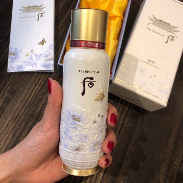 TINH CHẤT TÁI SINH CHỐNG LÃO HÓA DA SOON HWAN ESSENCE The history of whoo