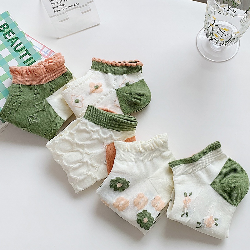 Vớ tất cổ ngắn xoăn bông hoa dập nổi xanh hồng pastel