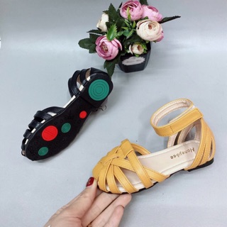 Giày bé gái nhẹ, siêu êm chân