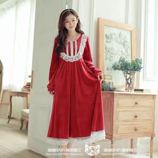 Váy đầm nhung phối ren