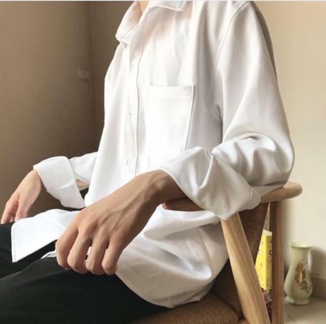 Áo sơ mi trắng đen basic có túi ngực chất liệu thô mát | BigBuy360 - bigbuy360.vn