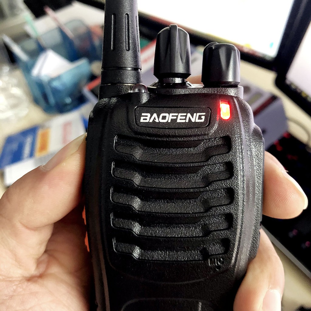 Bộ Đàm Baofeng BF888S Chính Hãng - Âm Thanh Lớn - Thiết Kế Nhỏ Gọn - Trợ Thủ Đắc Lực Trong Công Việc