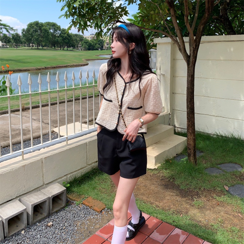 Áo Kiểu Tay Ngắn Khoét Lỗ Màu Sắc Tương Phản Dễ Phối Đồ Thời Trang Mùa Hè Dành Cho Nữ