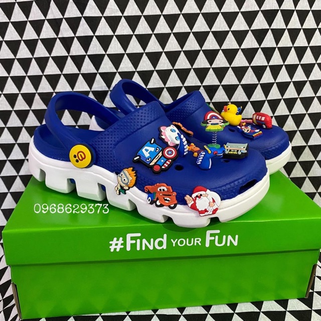 Tặng 12 stick+HỘP Dép sục quai ngang thể thao nam nữ | BigBuy360 - bigbuy360.vn