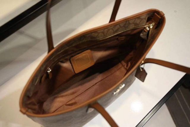 Túi Coach Shopper City Zip Tote
