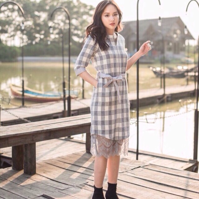 ĐẦM CARO XÁM CHÂN REN
