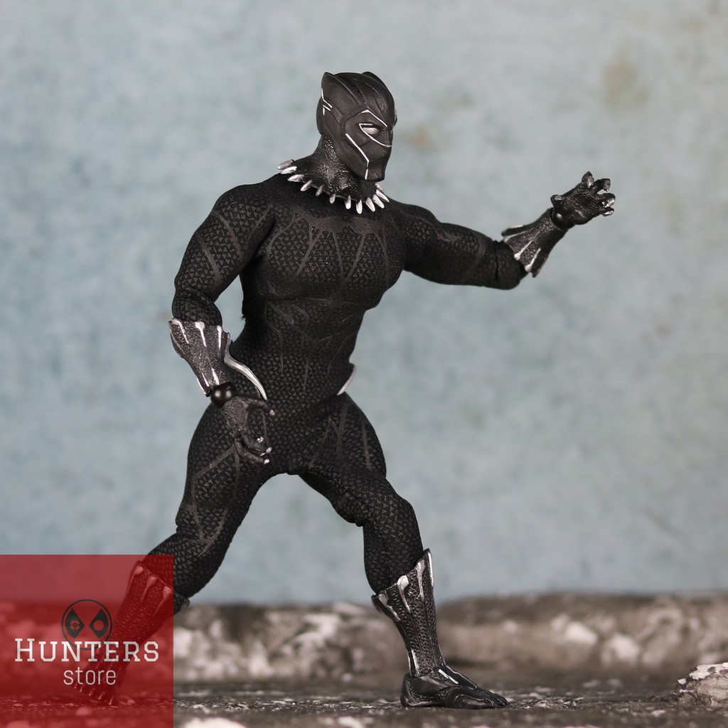Mô hình Black Panther Mezco