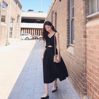 Đầm hai dây xoắn ngực