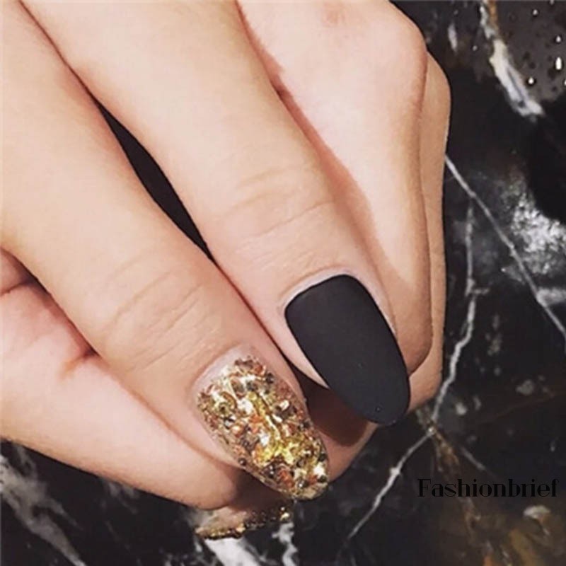 [Hàng mới về] Bộ Móng Tay Giả Dáng Ngắn Màu Đen Lấp Lánh Gợi Cảm Thời Trang Cho Nữ