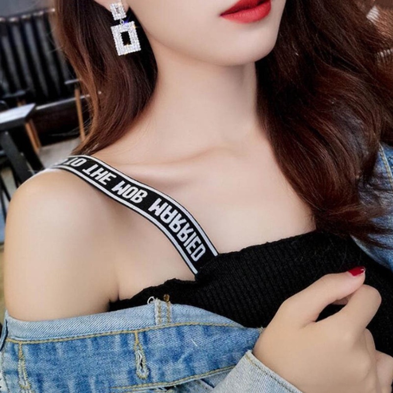 Bông Tai Đính Đá Sang Trọng