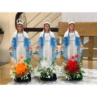 Tượng Mẹ Bạn Ơn 20cm chất liệu composite.