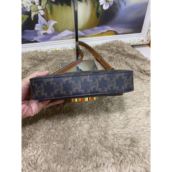 Túi xách kẹp nách size 20