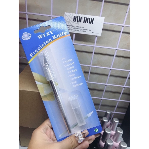 Dụng cụ cắt bột