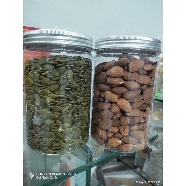 Combo hạt dinh dưỡng (500gr hạnh nhân, 500gr bí xanh)