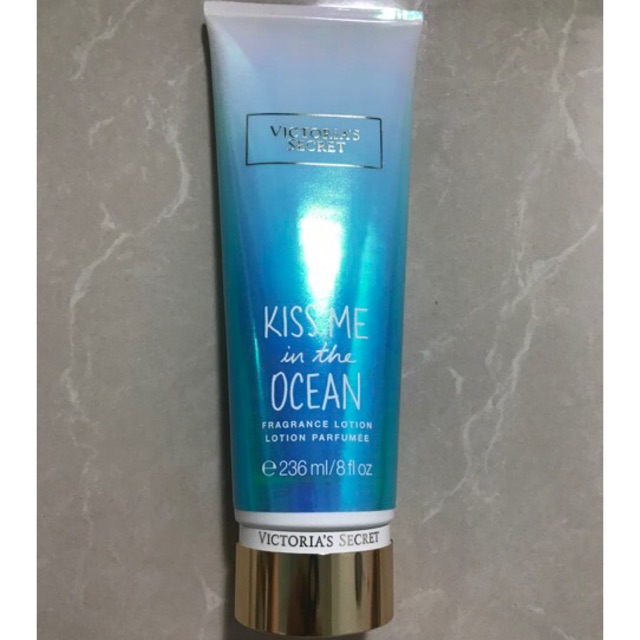 Sữa Dưỡng Thể Toàn Thân Hương Nước Hoa Victoria’s Secret Kiss Me In The Ocean Fragrance Lotion