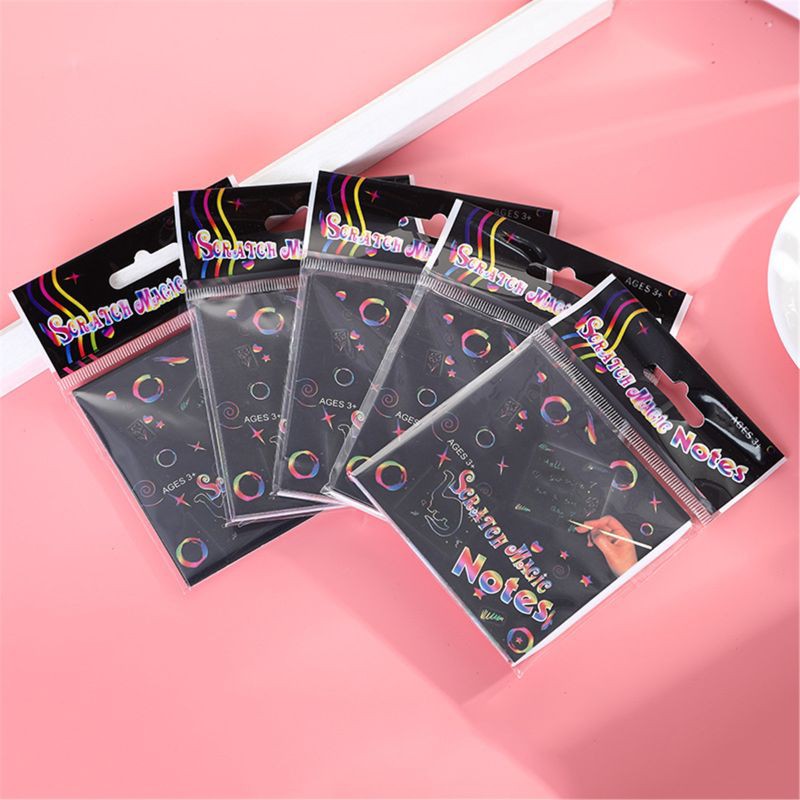 Set 24 giấy vẽ tranh loại cào nhiều màu sắc tiện dụng