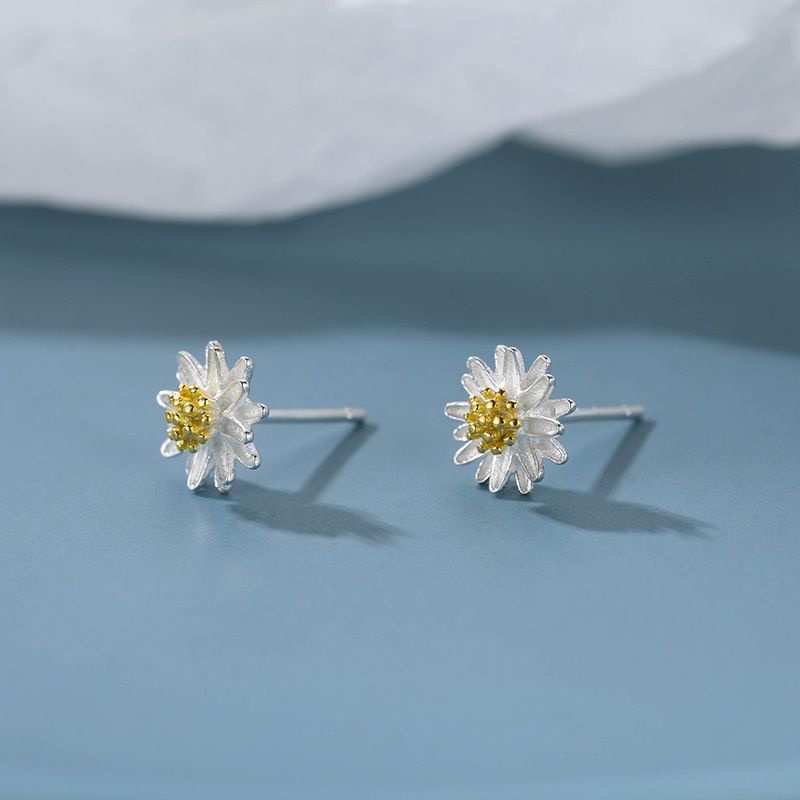 Bông tai bạc S925 - Hoa tai nữ bạc Ý hoa Cúc nhỏ Daisy siêu dễ thương Zaza Accessories KT8004