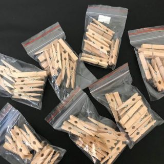 Kẹp gỗ,  móc dính treo đèn, dây nối 3m