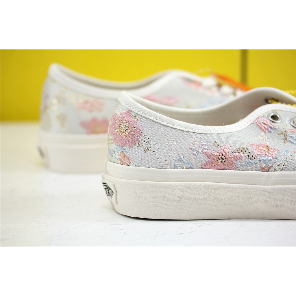 Giày Thể Thao Vans Annaheim Trắng 100% Chính Hãng In Họa Tiết Hoa Dành Cho Nam Và Nữ