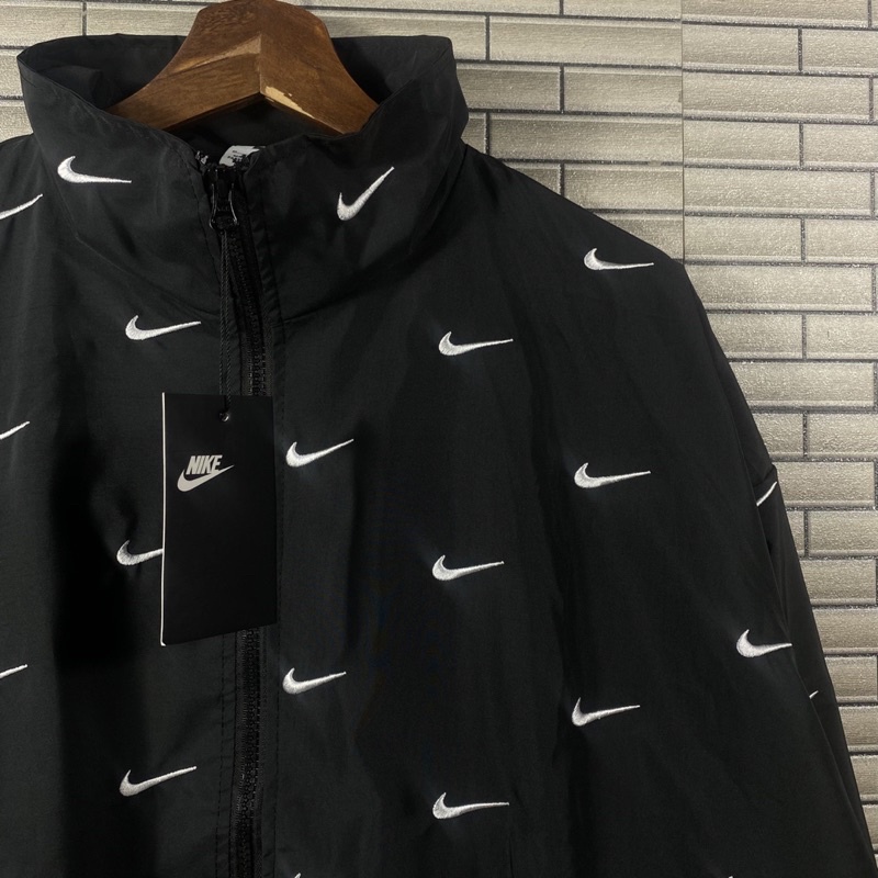Áo Khoác Dù Jacket Nhiều Logo Full Thêu Vải Dày