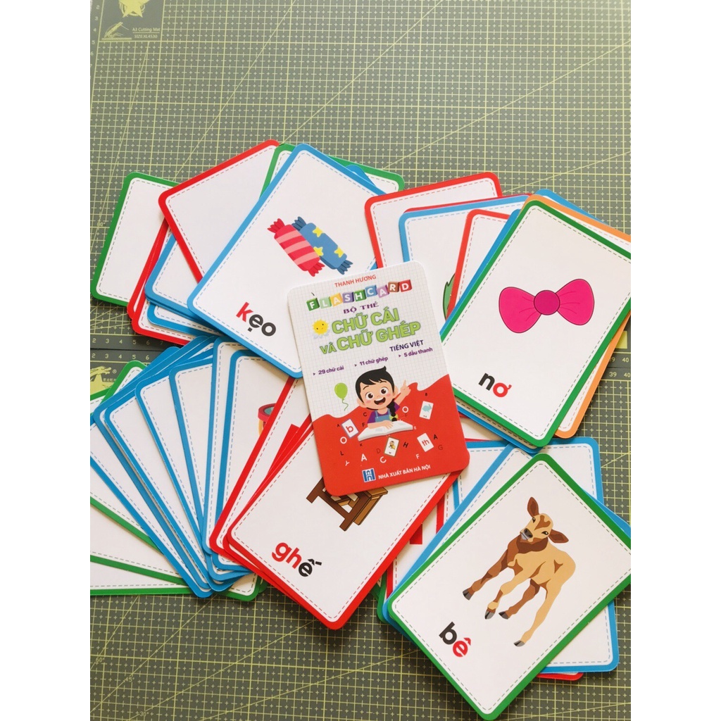 Sách - Flashcard 42 Thẻ Chữ Cái Và Chữ Ghép Đánh Vần Tiếng Việt