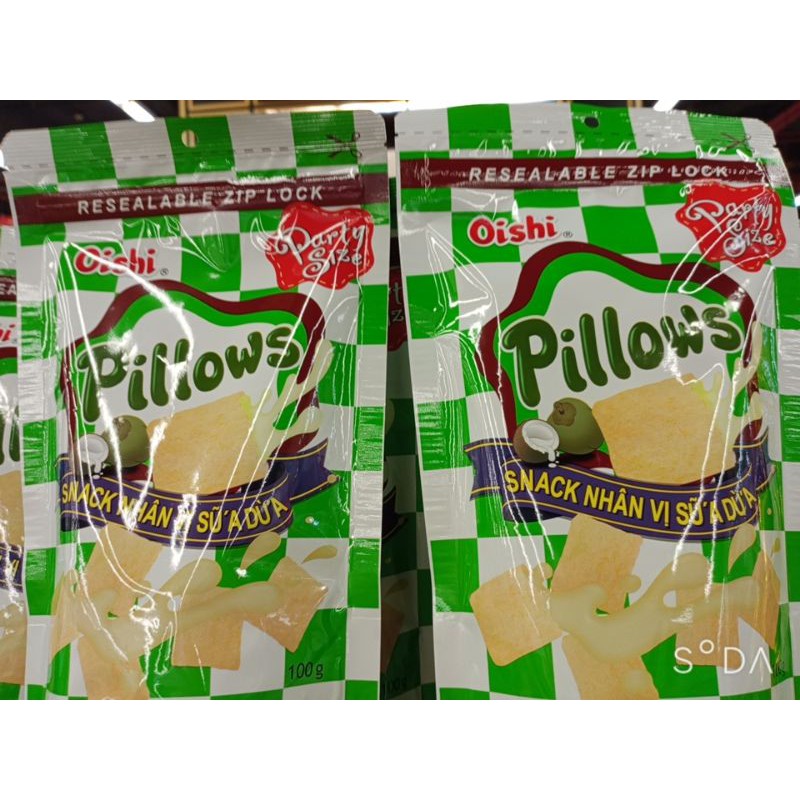 Bánh Snack Nhân Sữa Dừa Oishi Pillows (100g)