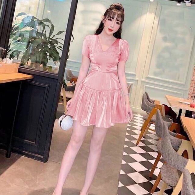 Đầm xoè xinh xắn