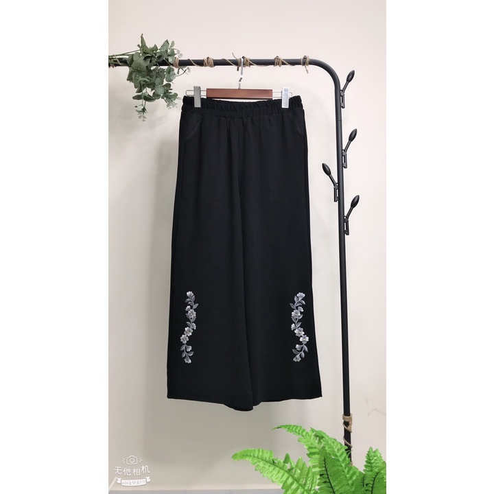 Quần Trung Niên Q010, Mẫu Quần Dài Nữ Thêu Hoa Trung Niên Ống Rộng Thoải Mái, Thời Trang Trung Niên