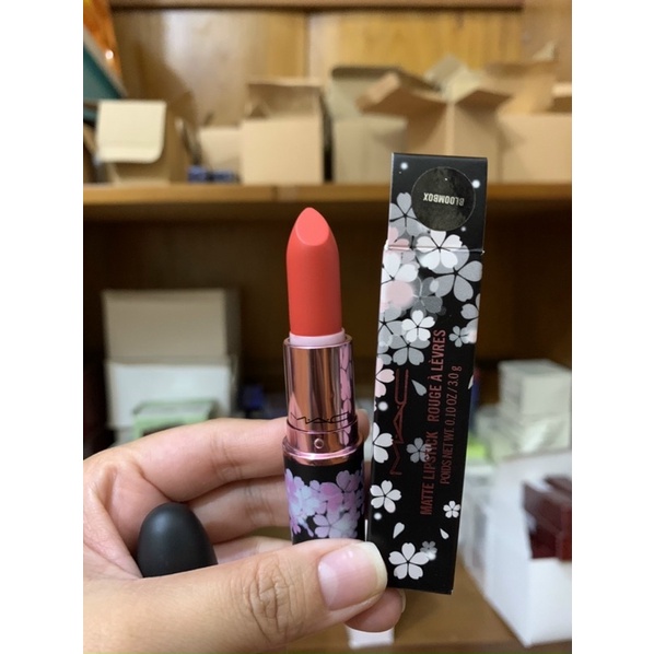 Son MAC Bản Limited vỏ Đen hoa - màu Bloombox, Dramarama, Moody Bloom