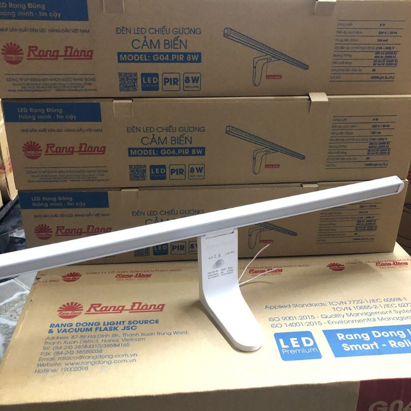 Đèn led cảm biến chuyển động Rạng Đông G04.PIR 8W chiếu gương nhà tắm, bàn trang điểm,...công suất 8W nhiệt độ màu 6500K
