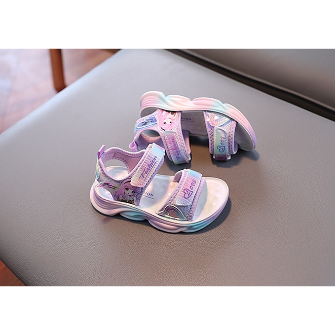 GIÀY SANDAL BÉ GÁI CỰC XỊN, ÊM CHÂN MẪU MỚI.