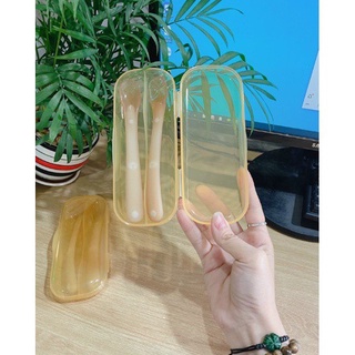  Thìa ăn báo nhiệt độ cho bé