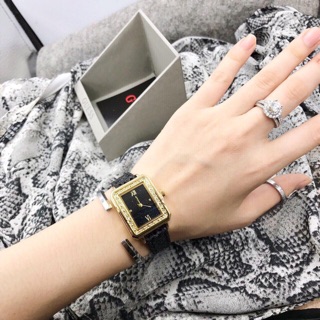 Đồng hồ nữ dây da