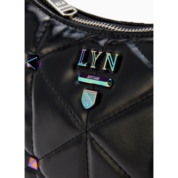 Túi Lyn tricia kẹp nách