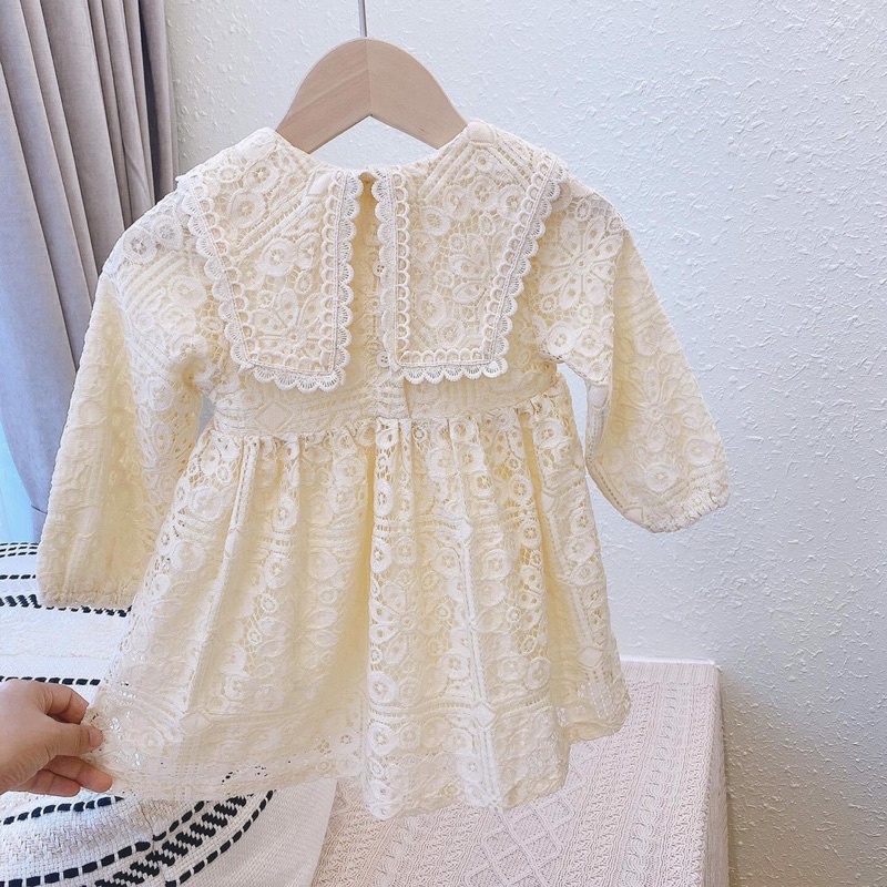Đầm ren trắng dài tay xinh xắn cho bé gái