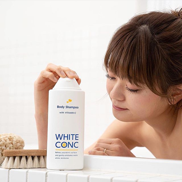 Sữa tắm Sáng Da Toàn Thân White ConC Body 360ml - Nhật Bản