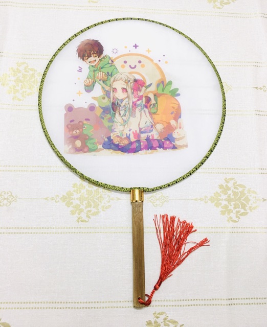 Quạt jibaku shounen hanako-kun cán gỗ vải lụa phong cách hàn quốc