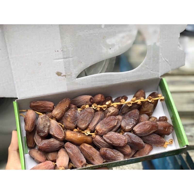 Chà là nguyên cành DEGLET NOUR  không đường