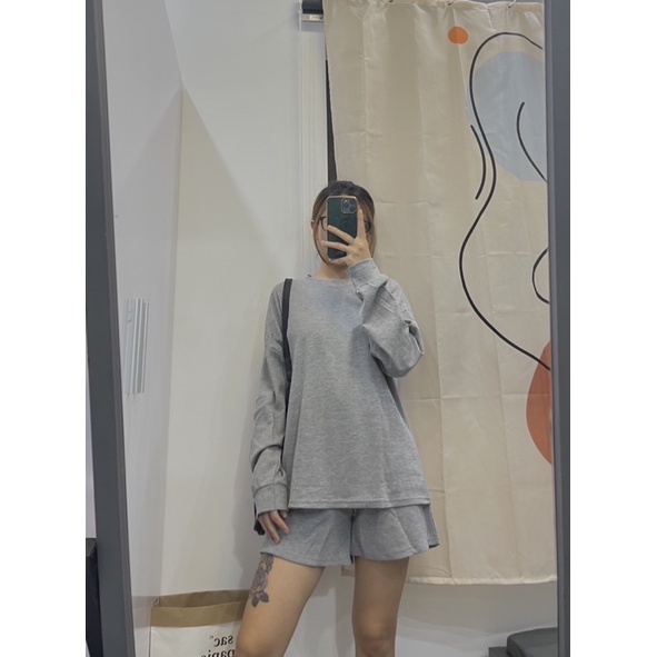 Set Đồ Bộ thể Thảo Chất vải Nỉ hạt form chuẩn gồm áo tay dài và quần short đùi