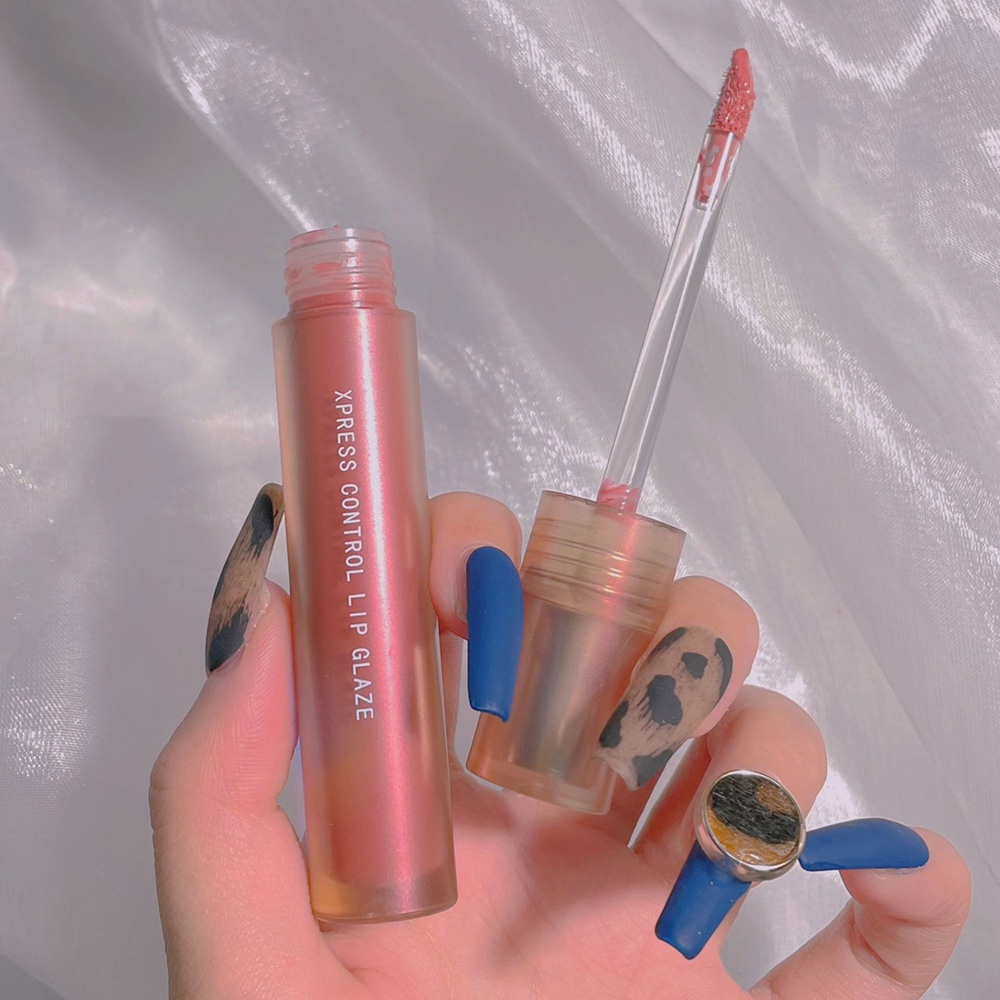 [Hàng mới về] Son Môi Dưỡng Ẩm Không Dính Cốc Thiết Kế Màu Sắc Độc Đáo