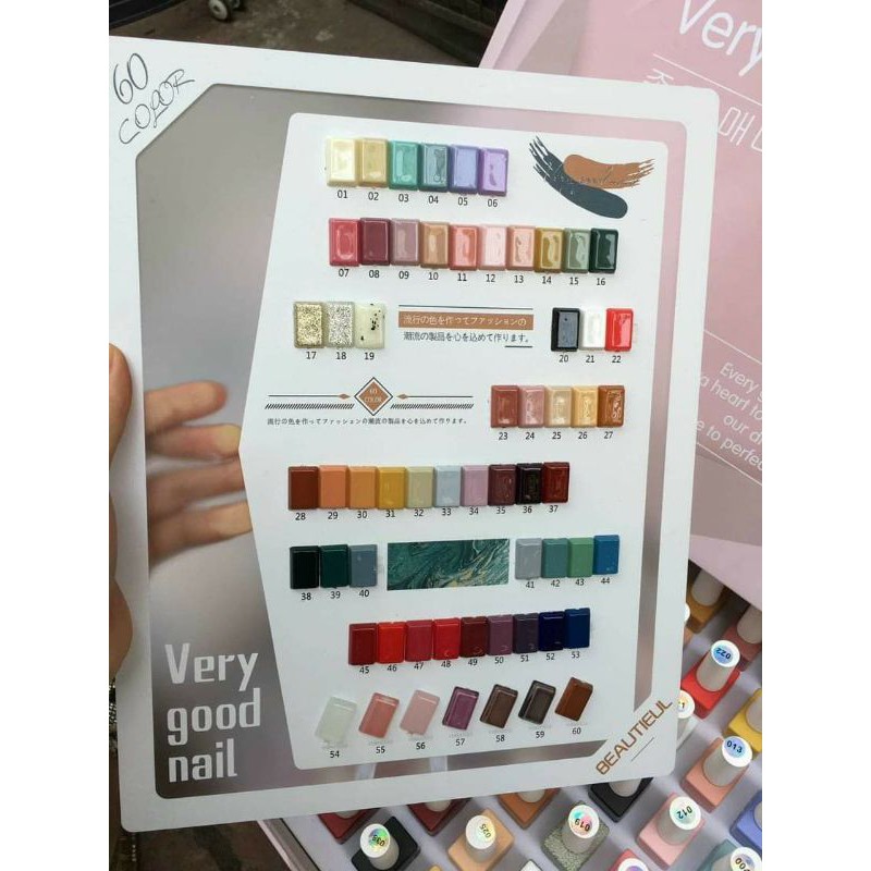 Set Sơn Very Good Nail 60 Màu👉Màu sơn trên vỏ trùng với nước sơn, chị em đỡ phải mất công