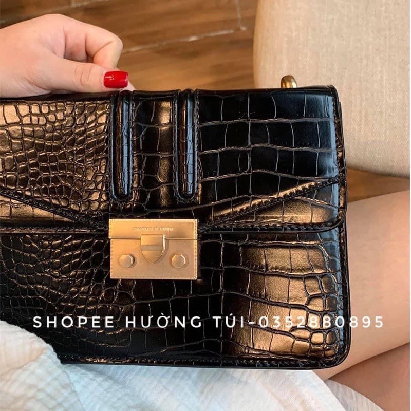 Túi quỳnh da rắn size 22 bản mới nhất xích bóng đẹp(k hộp) | BigBuy360 - bigbuy360.vn