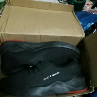 Giày đen size 41