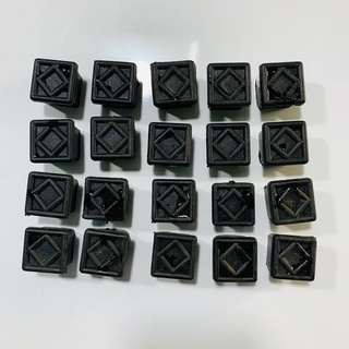 Bộ 20 chiếc 25x25 nút nhựa, bịt đầu ống sắt, núm, chụp, chân đế, nút cao su bịt chân bàn, ghế, ống hộp.